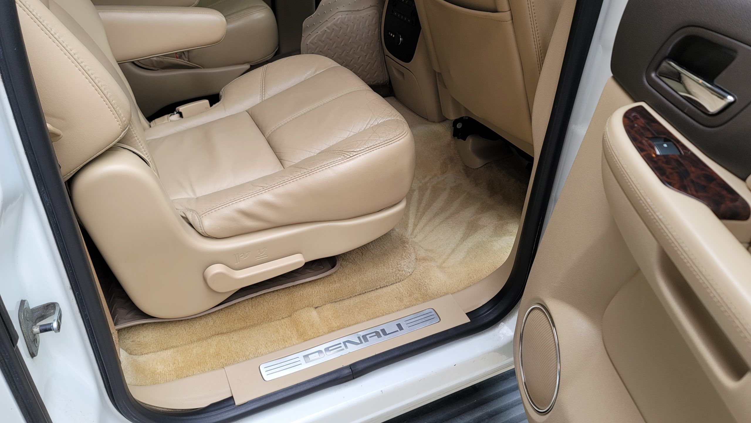 Car Buffing After Gambrills Maryland | Quality Car Detailing Car Buffing After Gambrills Maryland | Quality Car Detailing